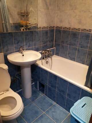 Апартаменты Сozy appartment near metro station 